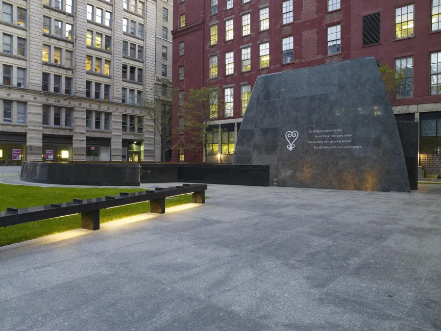 African Burial Ground National Monument, photograph, 2008