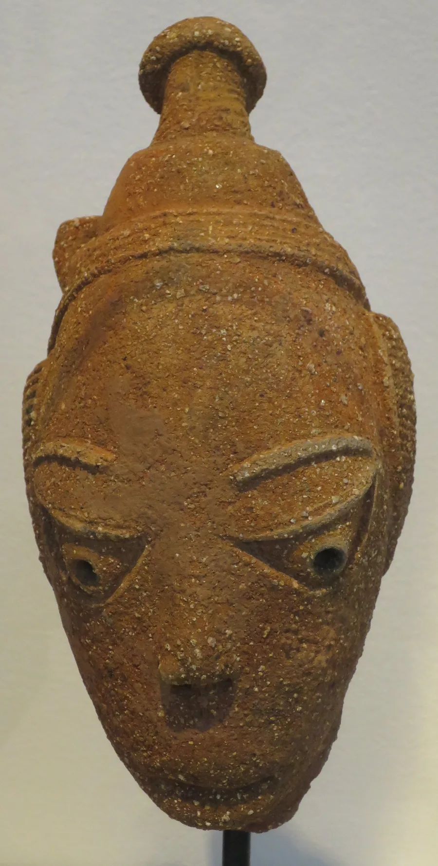 Nok Culture — Head, Nok culture, terracotta, Honolulu Museum of Art, 8349.1